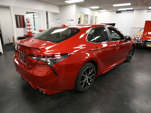 Certified 2023 Toyota Camry SE image 7