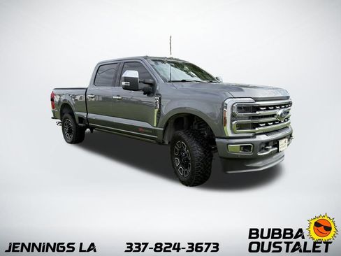 Used 2024 Ford F250 Platinum image 7