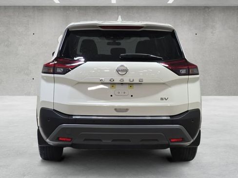 Used 2023 Nissan Rogue SV image 15
