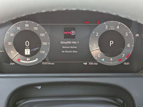 New 2026 Land Rover Range Rover Velar Dynamic SE image 8