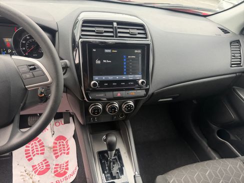 Used 2026 Mitsubishi Outlander Sport ES AWD/4WD image 17