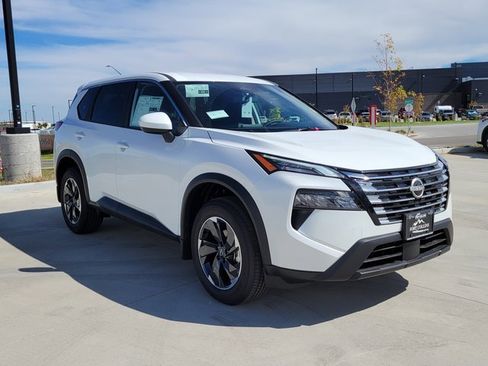 New 2026 Nissan Rogue SV image 4