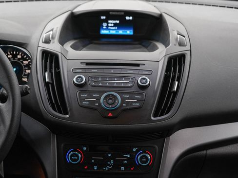 Used 2017 Ford Escape SE w/ SE Cold Weather Package FWD image 15
