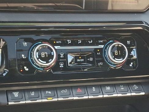 New 2026 GMC Sierra 2500 AT4X image 17