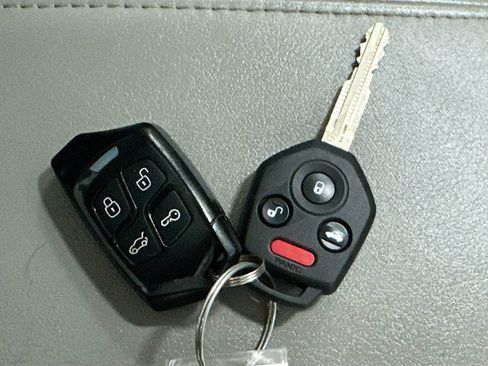 Used 2016 Subaru Forester 2.5i Limited w/ Popular Package #2 AWD/4WD image 29