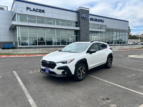 New 2025 Subaru Crosstrek 2.5i Premium image 1
