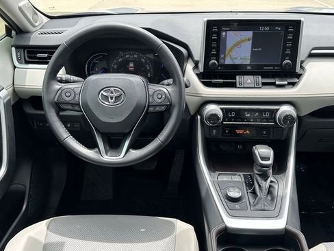 Used 2019 Toyota RAV4 Limited w/ Limited Grade Weather Package AWD/4WD image 11