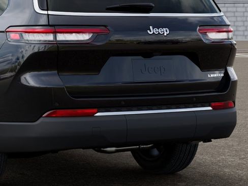 New 2026 Jeep Grand Cherokee L Limited RWD image 13