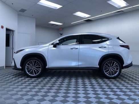Used 2024 Lexus NX 350h AWD w/ Vision Package image 12