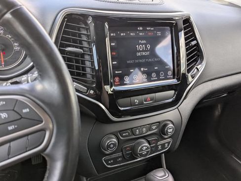 Used 2020 Jeep Cherokee Limited AWD/4WD image 26
