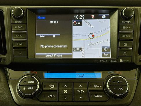 Used 2018 Toyota RAV4 XLE image 11