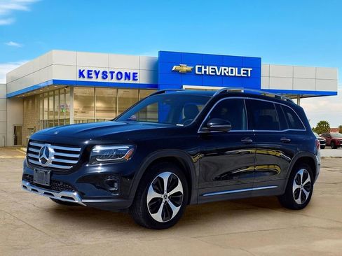 Used 2024 Mercedes-Benz GLB 250 image 3