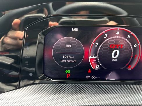 Certified 2025 Volkswagen GTI S FWD image 23