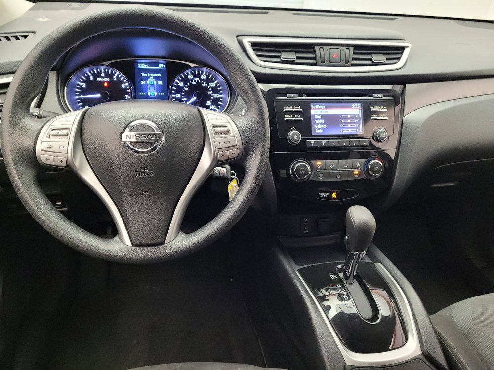 Used 2016 Nissan Rogue S w/ Appearance Package AWD/4WD image 22