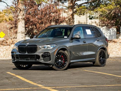 Used 2023 BMW X5 M50i w/ Executive Package image 1
