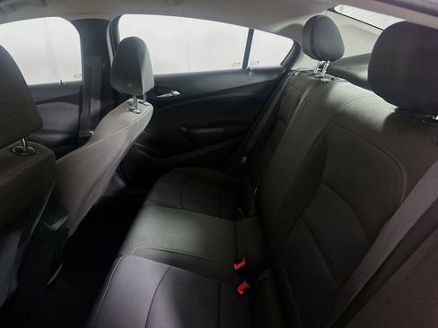 Used 2017 Chevrolet Cruze LS image 26