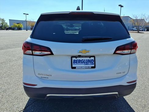 Used 2023 Chevrolet Equinox LT w/ Driver Convenience Package image 12