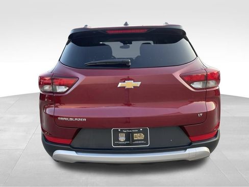 Used 2024 Chevrolet TrailBlazer LT FWD image 6