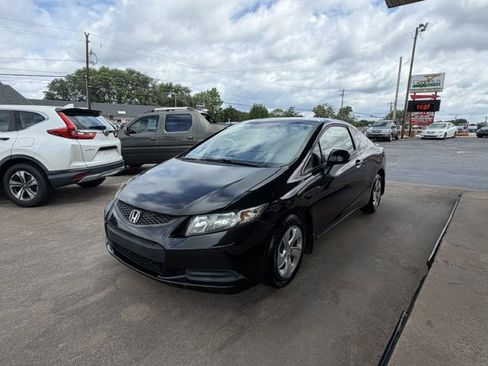 Used 2013 Honda Civic LX image 2