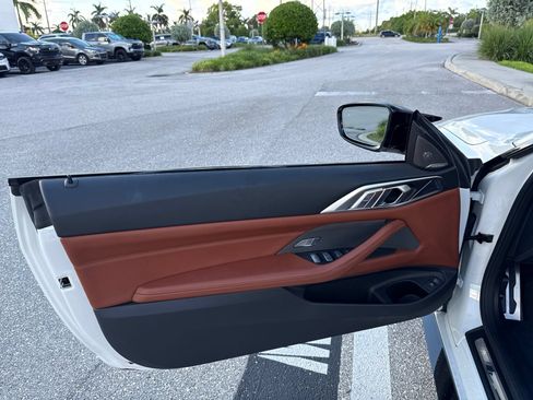 Used 2025 BMW M4 xDrive Competition AWD/4WD image 15