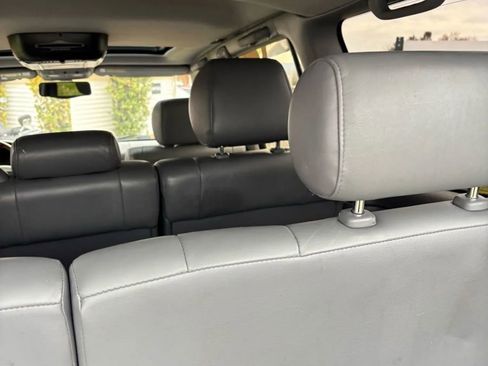 Used 2000 Lexus LX 470 4WD image 32