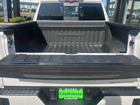 Used 2023 GMC Sierra 1500 Denali w/ Technology Package AWD/4WD image 27