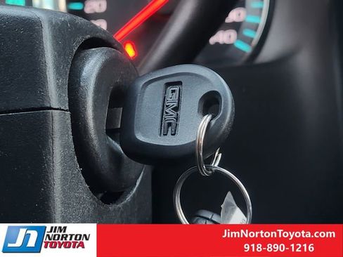 Used 2020 GMC Yukon SLT image 24