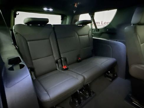 New 2026 Chevrolet Suburban LT w/ Comfort Package AWD/4WD image 30