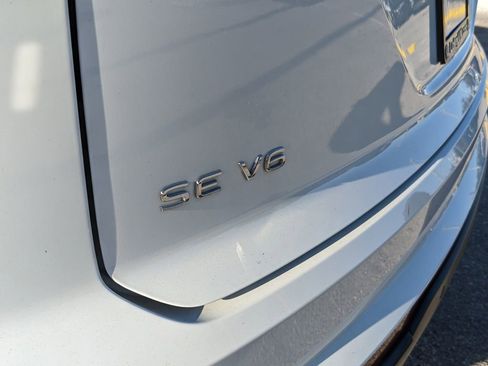 Certified 2023 Volkswagen Atlas Cross Sport SE w/ Panoramic Sunroof Package image 9