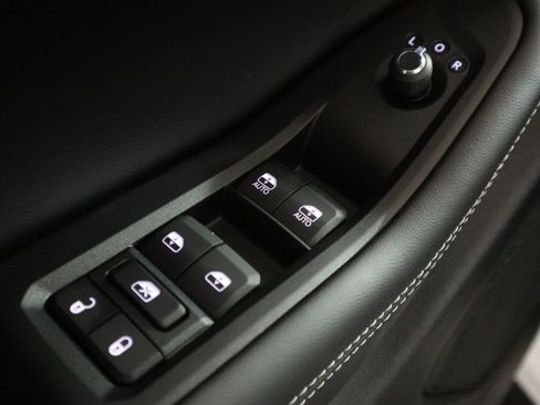 New 2025 Jeep Grand Cherokee L Altitude image 33