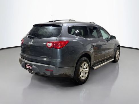 Used 2012 Chevrolet Traverse LS w/ LPO, 'HIT The Road' Package FWD image 6