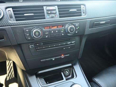 Used 2013 BMW M3 Coupe image 41