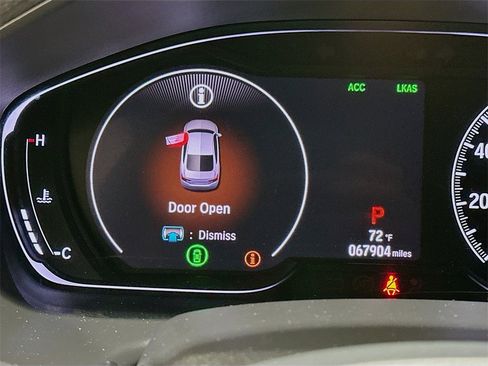 Used 2019 Honda Accord Sport image 12