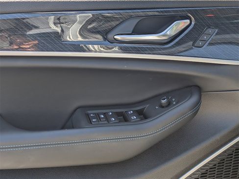 Used 2024 Jeep Grand Cherokee Trailhawk w/ Advanced Protech Group II image 12