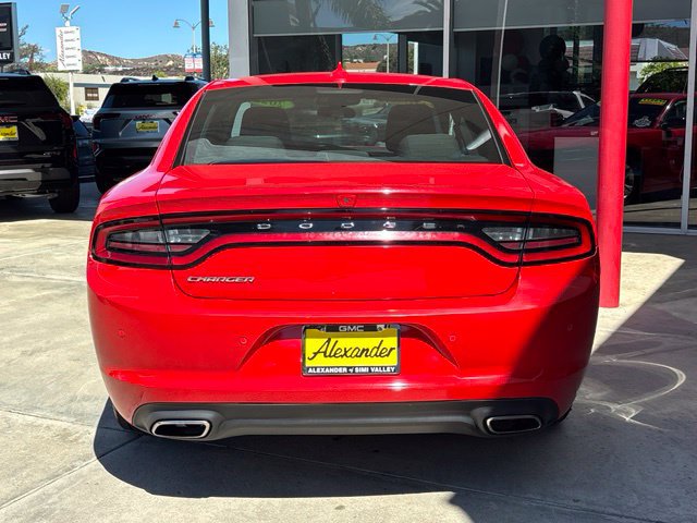Used 2023 Dodge Charger SXT RWD image 4