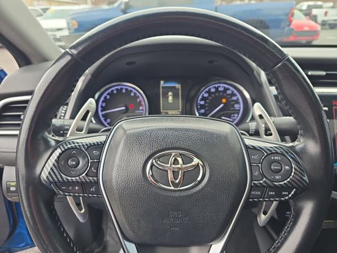 Used 2018 Toyota Camry SE w/ Audio Package image 19