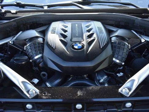 Used 2020 BMW X5 M50i w/ Executive Package AWD/4WD image 37