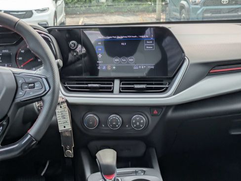 New 2026 Chevrolet Trax RS FWD image 18
