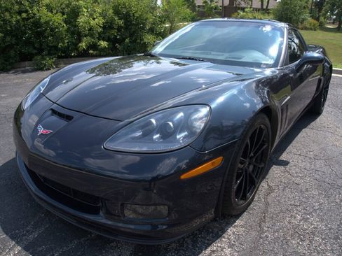 Used 2013 Chevrolet Corvette Grand Sport w/ 3LT Preferred Equipment Group image 2