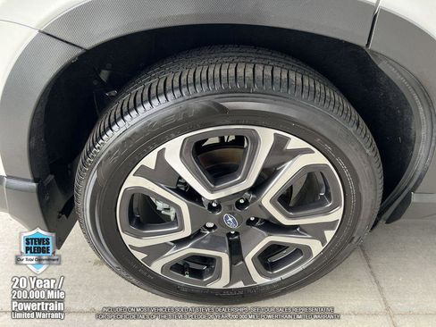 Used 2024 Subaru Ascent Limited w/ Technology Package image 38