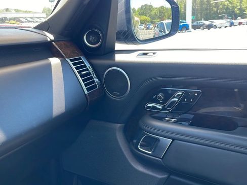 Used 2020 Land Rover Range Rover HSE AWD/4WD image 17