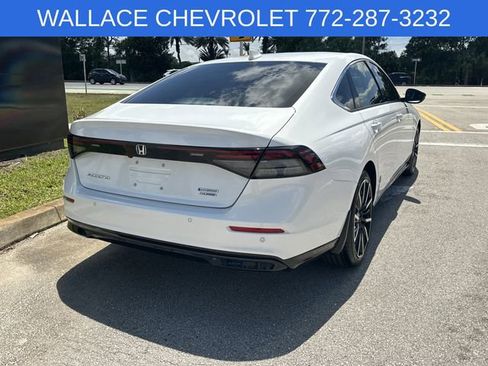 Used 2024 Honda Accord Touring image 6