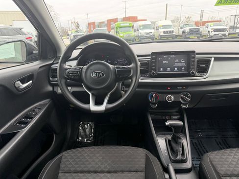Used 2020 Kia Rio LX image 15