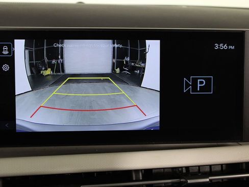 Certified 2025 Hyundai Tucson SE FWD image 29
