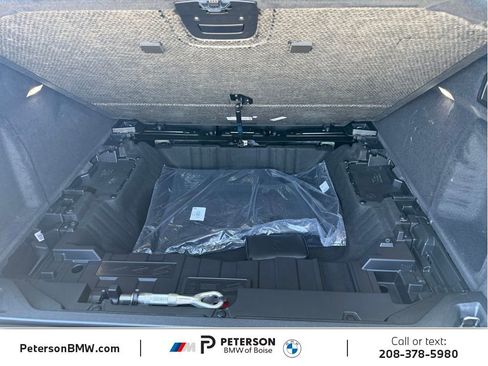 New 2026 BMW X5 xDrive40i w/ M Sport Package AWD/4WD image 11