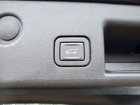 Certified 2024 Chevrolet Equinox LT w/ LPO, Floor Liner Package image 13