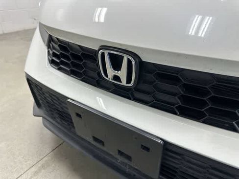 Used 2025 Honda Civic Sport image 30