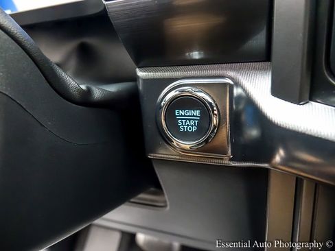 New 2026 Ford F150 Lariat w/ Equipment Group 501A Mid AWD/4WD image 16