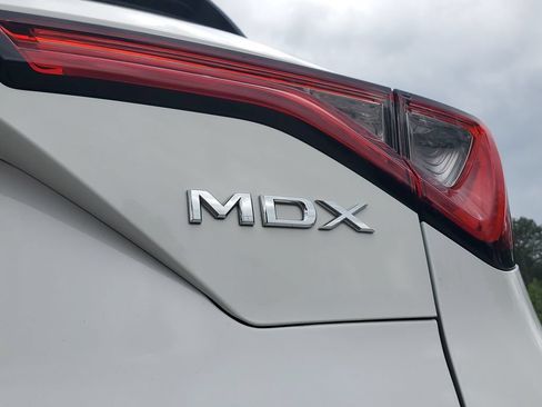 Certified 2024 Acura MDX FWD image 8