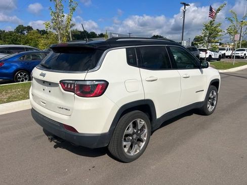 Used 2018 Jeep Compass Limited w/ Navigation Group AWD/4WD image 5